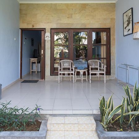 Koming Guest House Canggu Екстериор снимка
