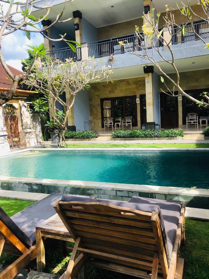 Koming Guest House Canggu Екстериор снимка