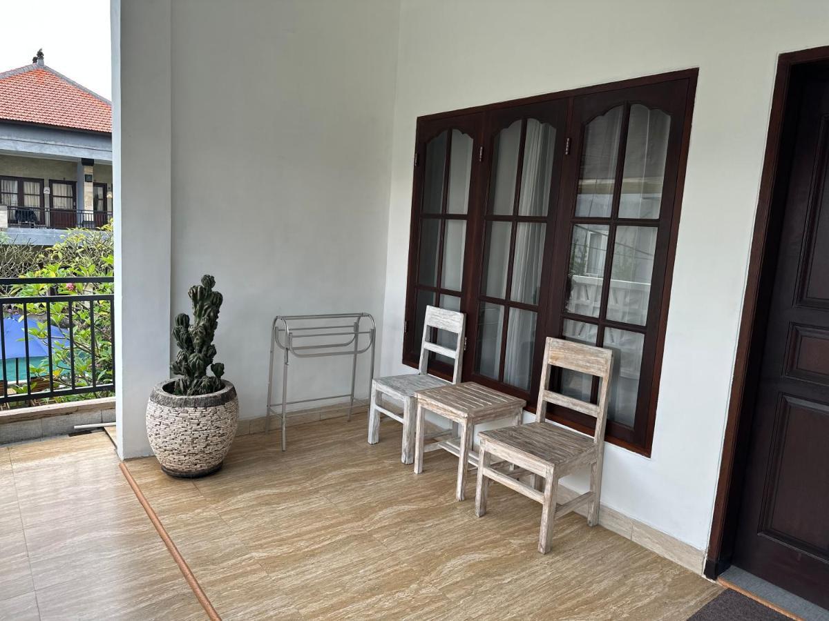 Koming Guest House Canggu Екстериор снимка