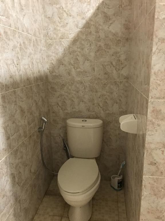 Koming Guest House Canggu Екстериор снимка