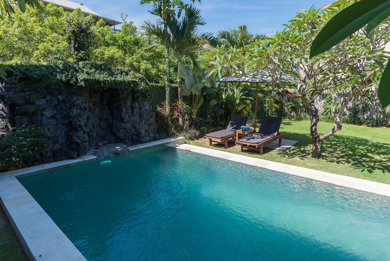 Koming Guest House Canggu Екстериор снимка