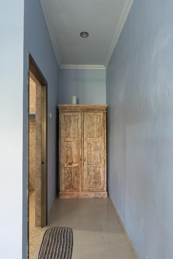 Koming Guest House Canggu Екстериор снимка
