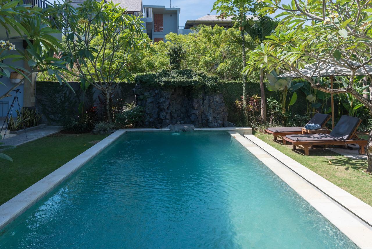 Koming Guest House Canggu Екстериор снимка